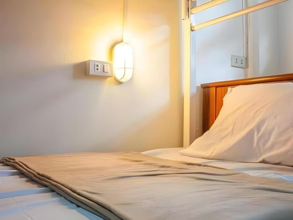 Kamin Bird Hostel Bangkok Extérieur photo