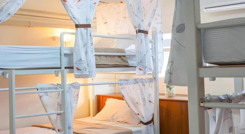 Kamin Bird Hostel Bangkok Extérieur photo